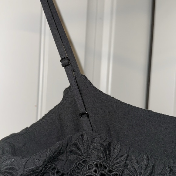 Lovers and Friends Dallas Midi Dress in Black - Picture 9 of 9